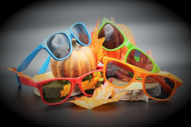 assortiments de lunettes colorées pour toutes les occasions